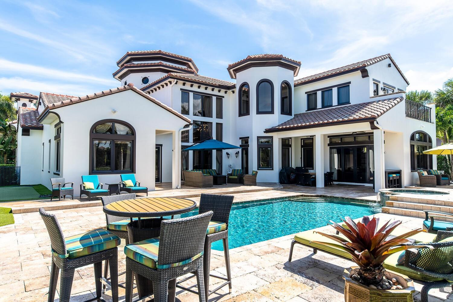 7235 Lemon Grass Dr