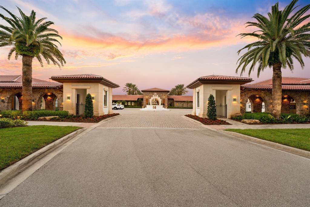 7235 Lemon Grass Dr