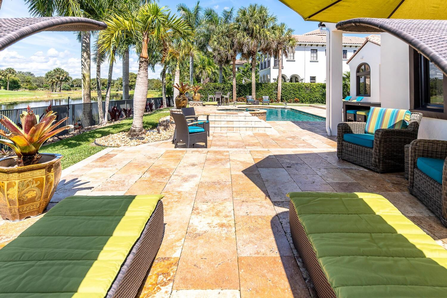 7235 Lemon Grass Dr