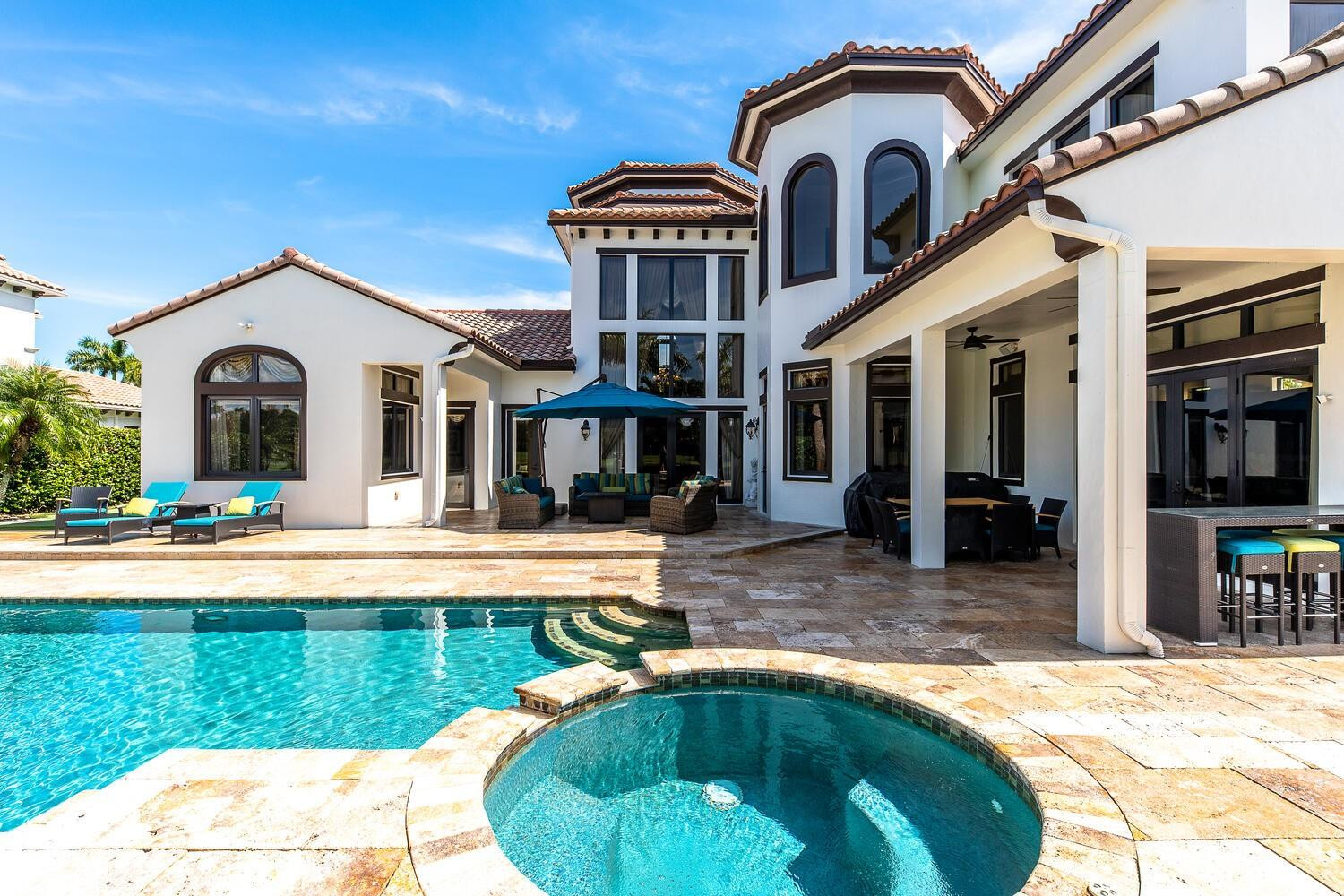 7235 Lemon Grass Dr