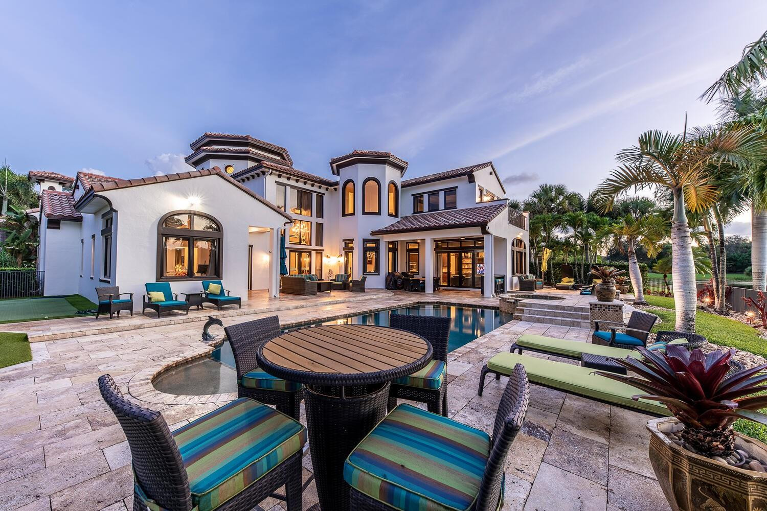 7235 Lemon Grass Dr