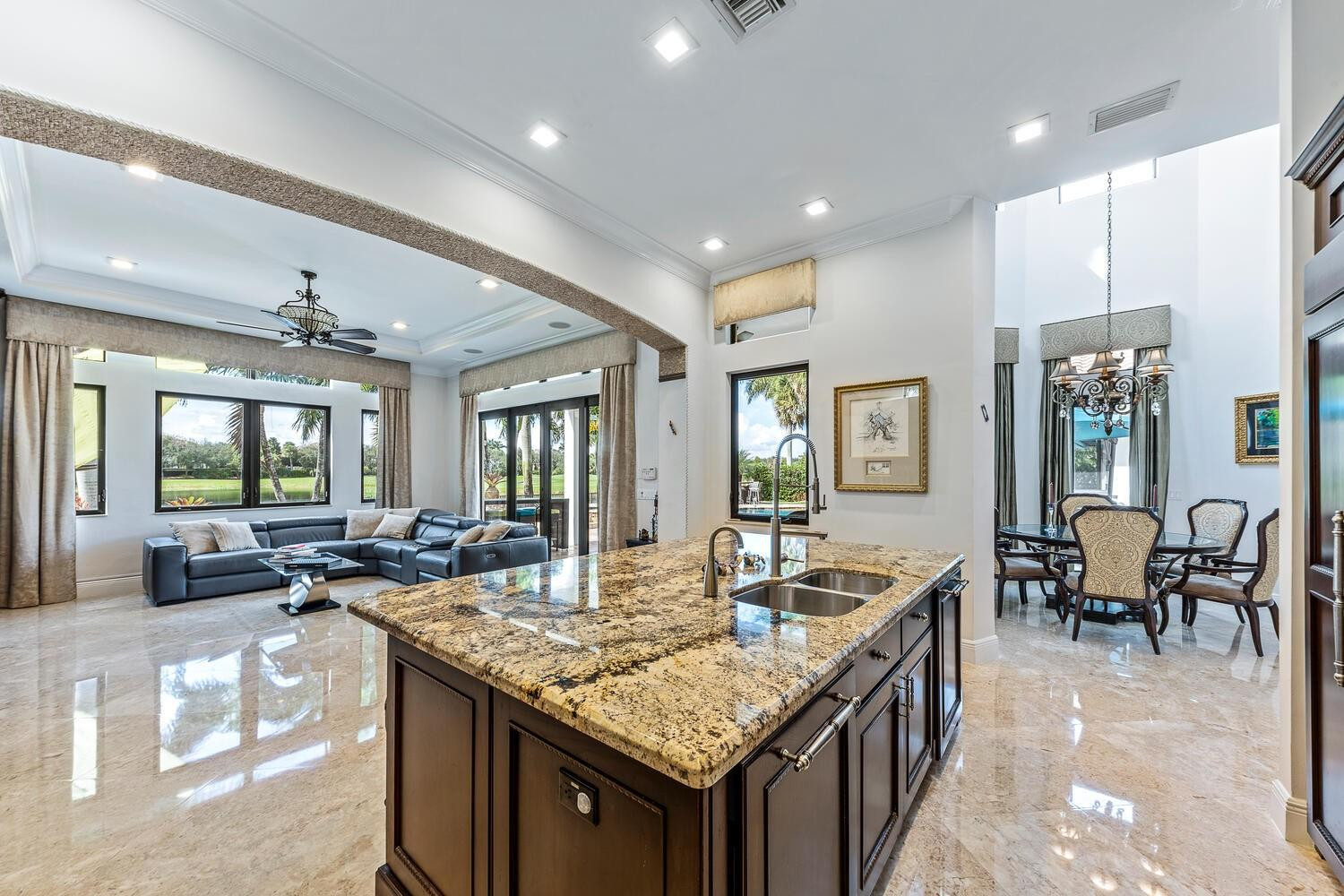7235 Lemon Grass Dr