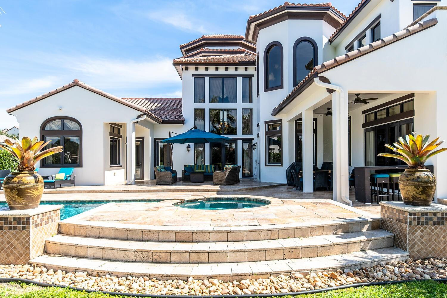 7235 Lemon Grass Dr