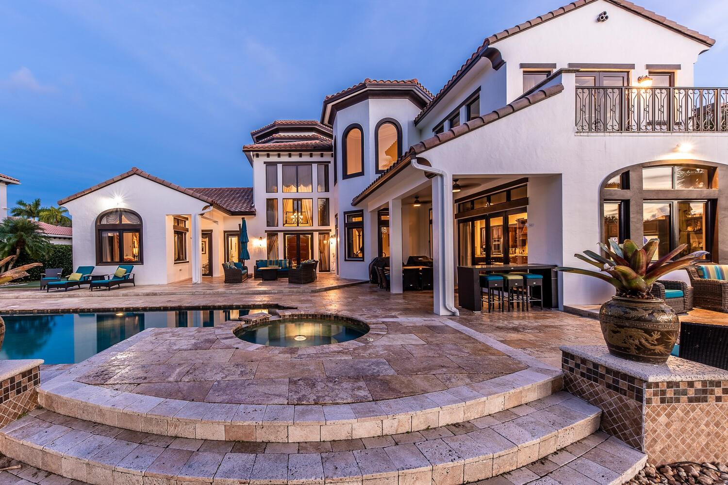 7235 Lemon Grass Dr