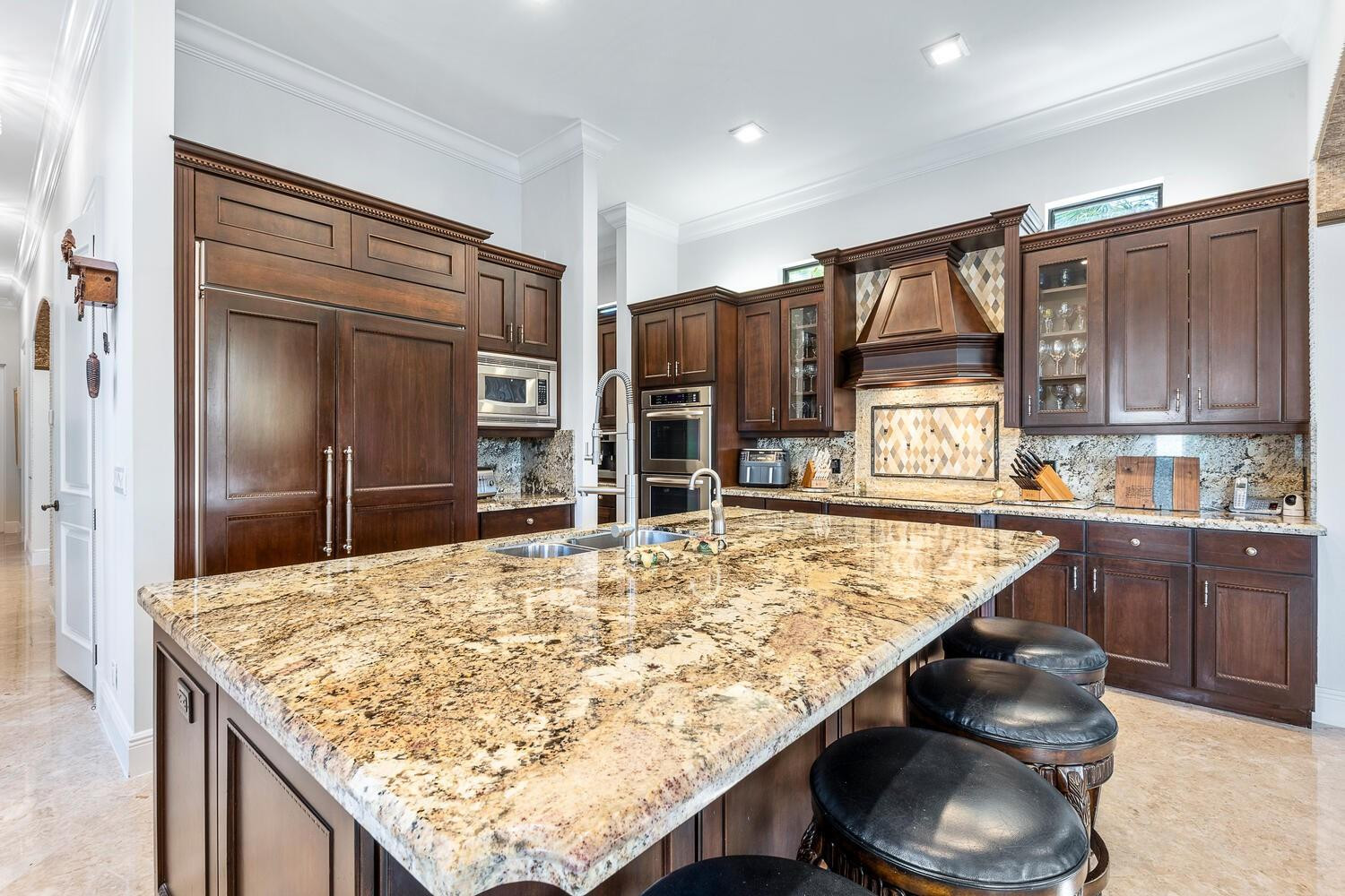 7235 Lemon Grass Dr