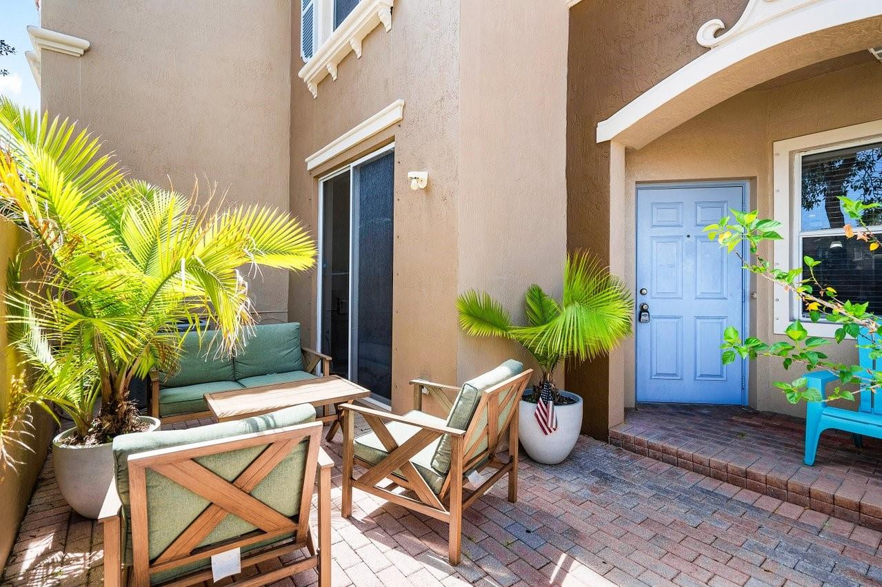 6515 Diamond Springs Terrace 2402