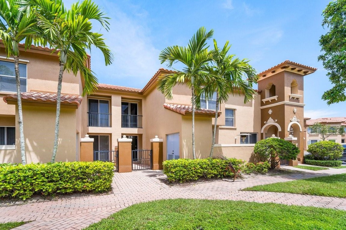 6515 Diamond Springs Terrace 2402