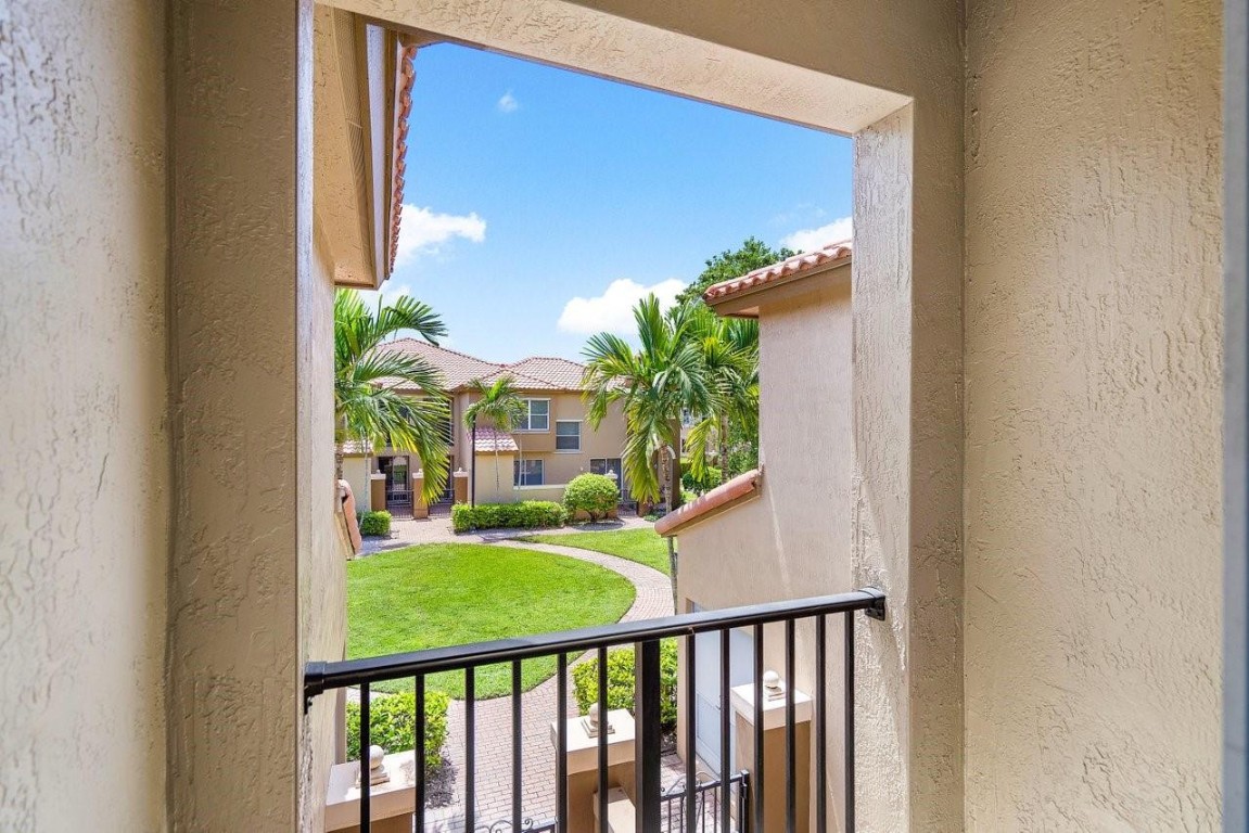 6515 Diamond Springs Terrace 2402