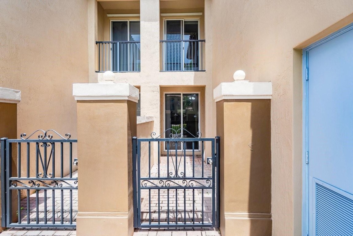 6515 Diamond Springs Terrace 2402