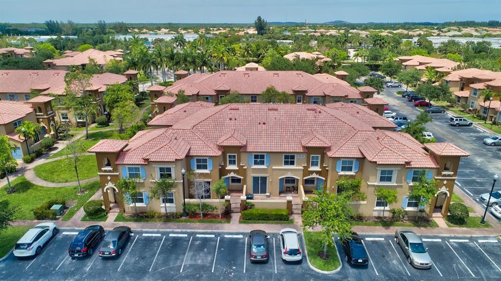 6515 Diamond Springs Terrace 2402