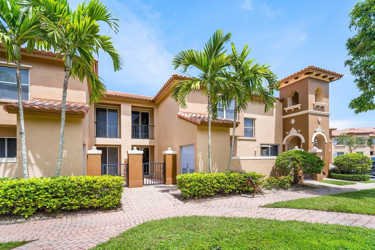 6515 Diamond Springs Terrace 2402