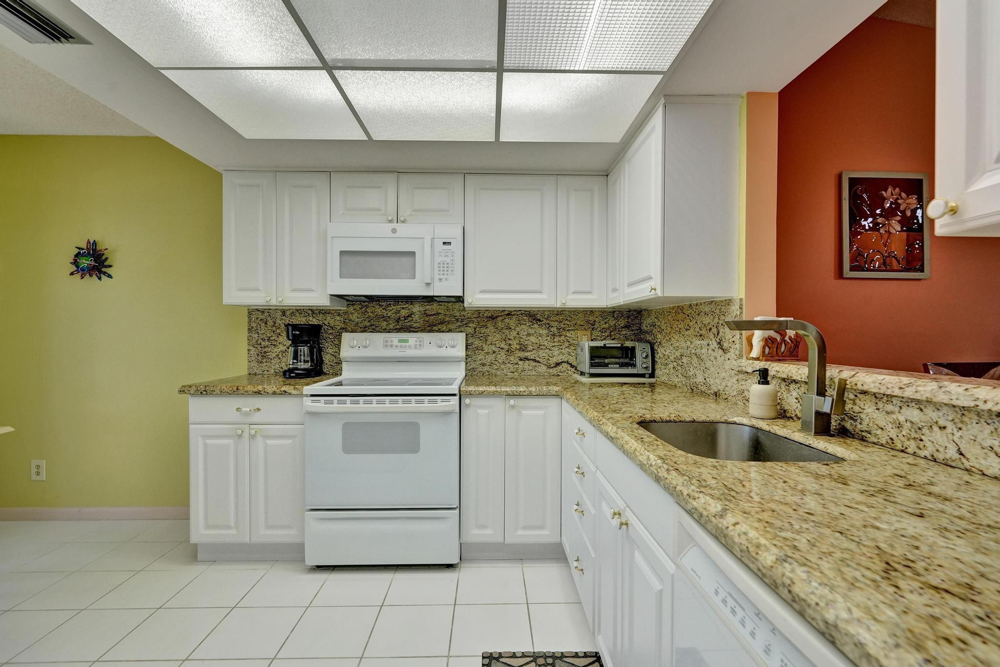 10908 Waterberry Ct