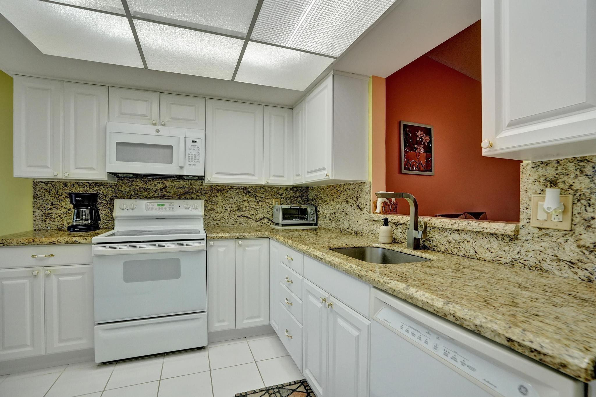 10908 Waterberry Ct