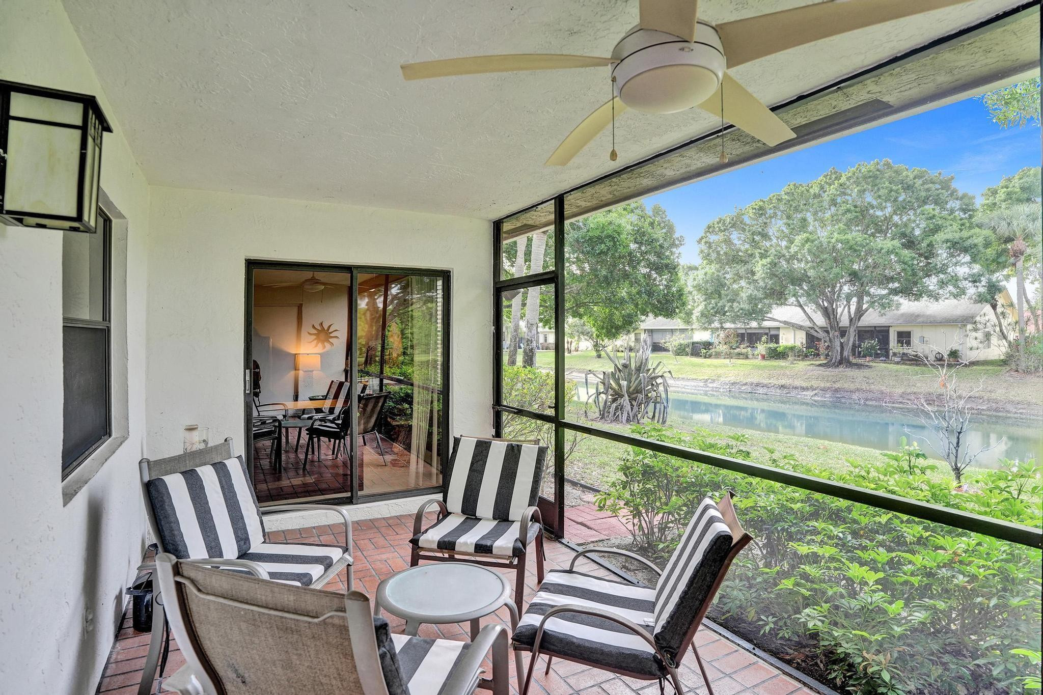 10976 Lake Front Pl