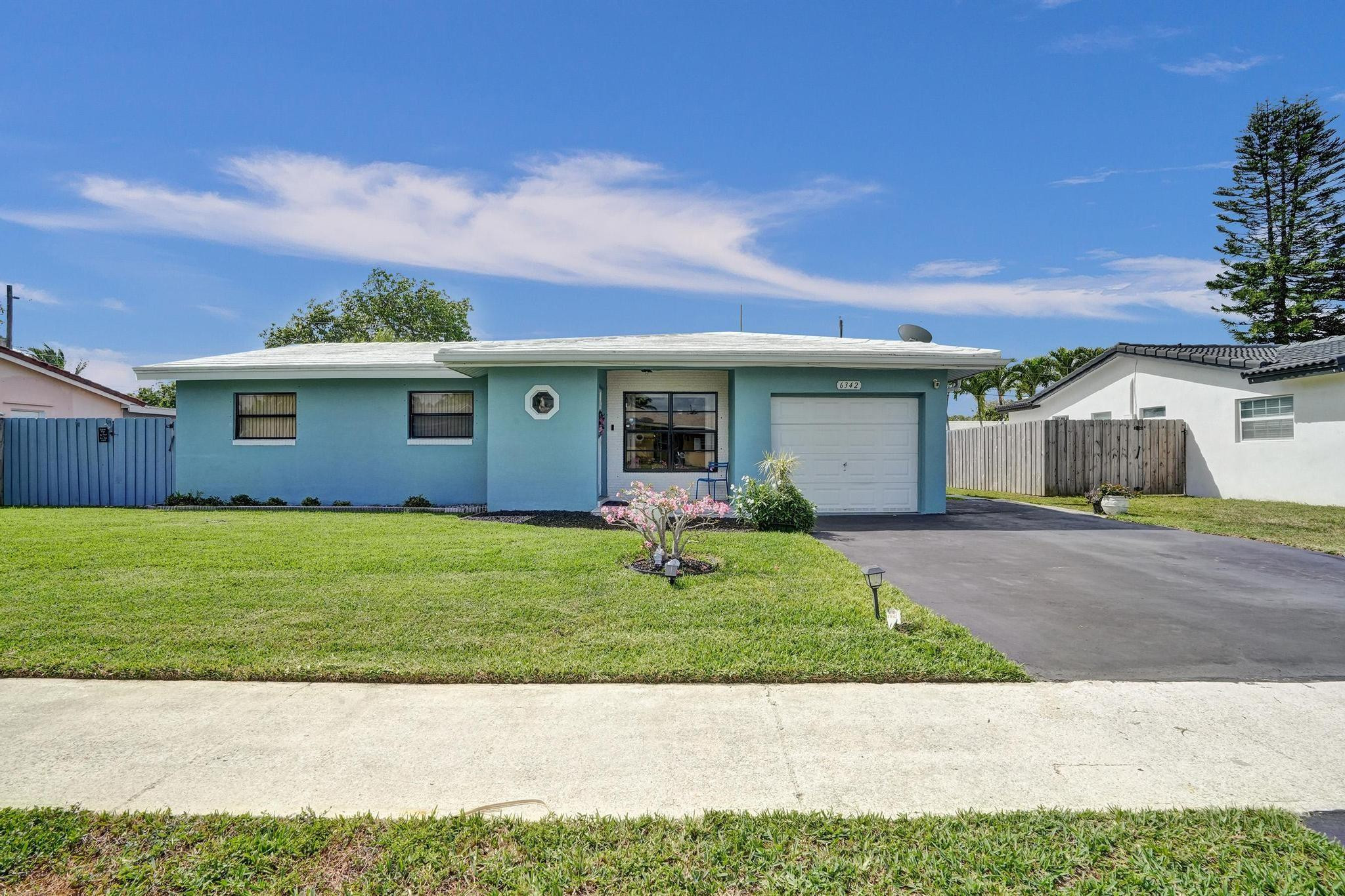 6342 NW 20th St