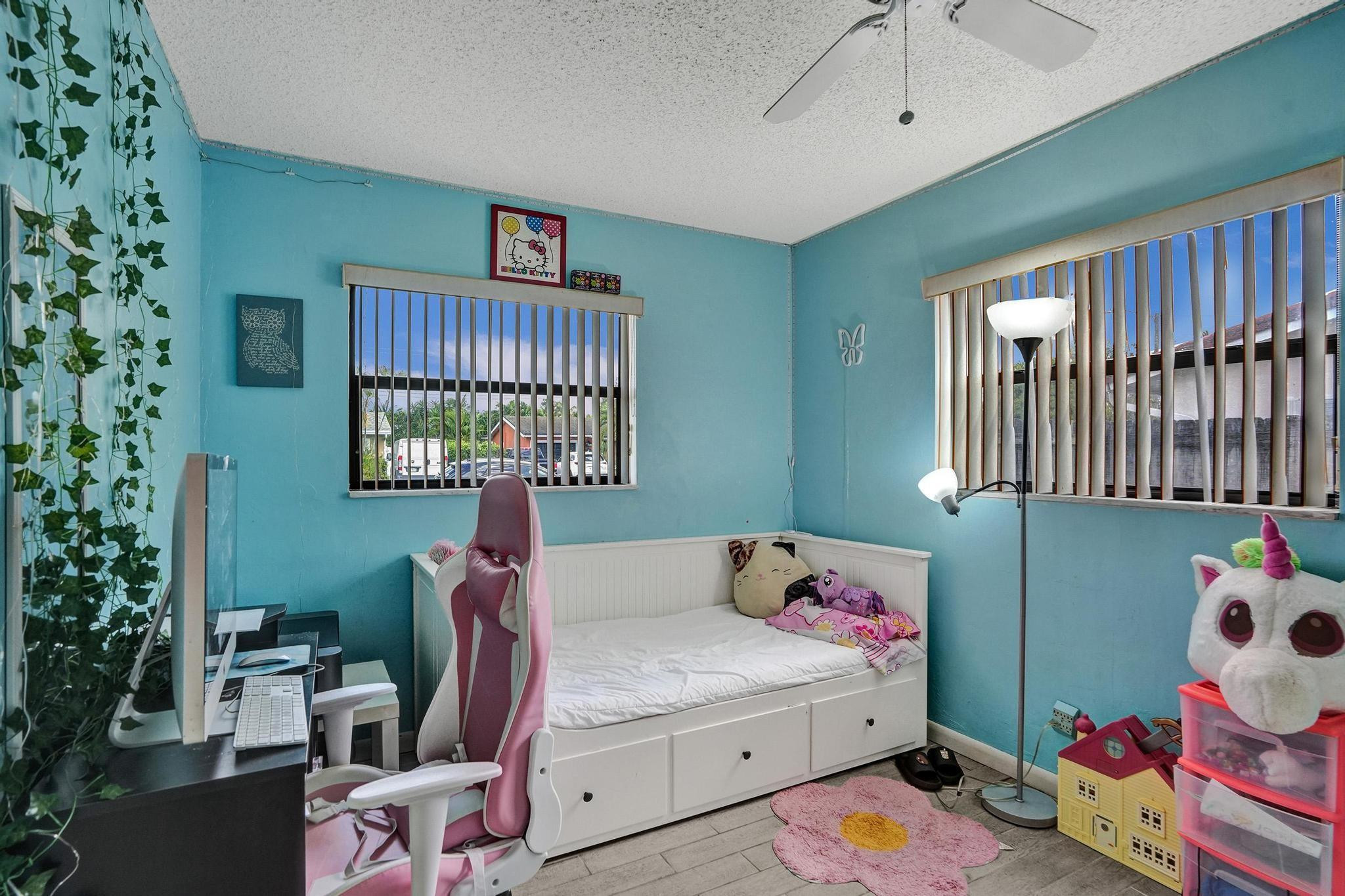 6342 NW 20th St