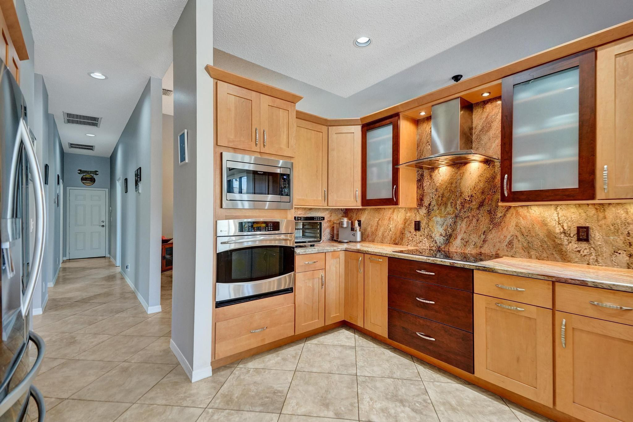 4952 NW 110TH TER