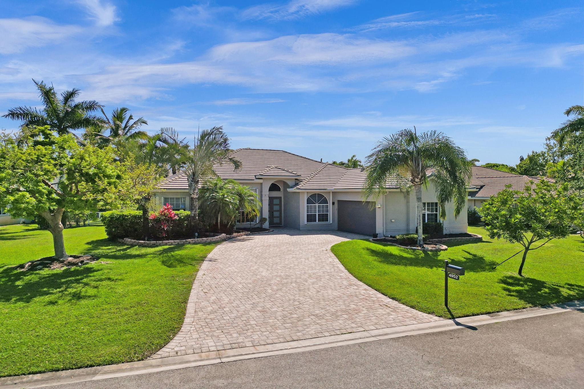 4952 NW 110TH TER