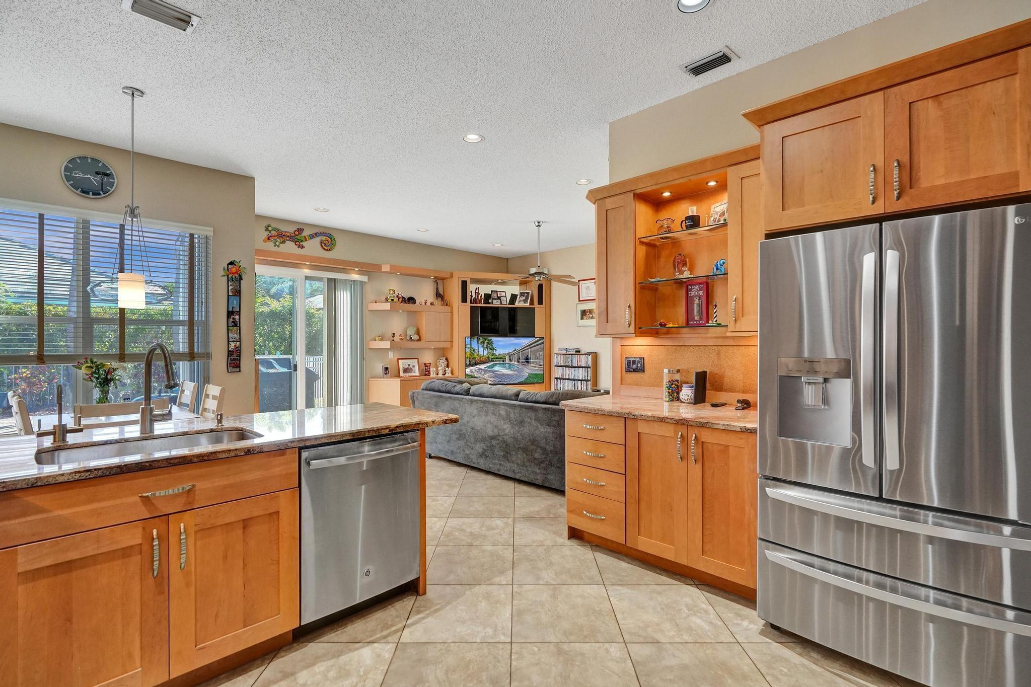 4952 NW 110TH TER