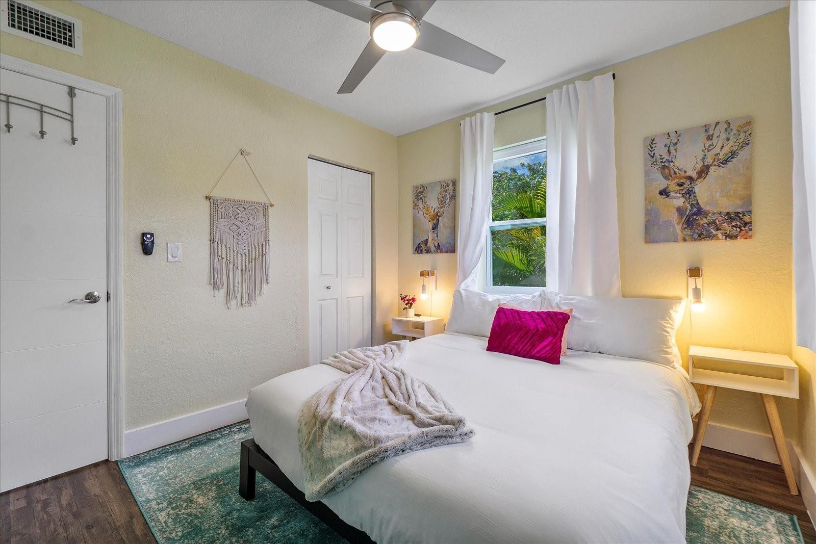 4351 NE 15th Ter