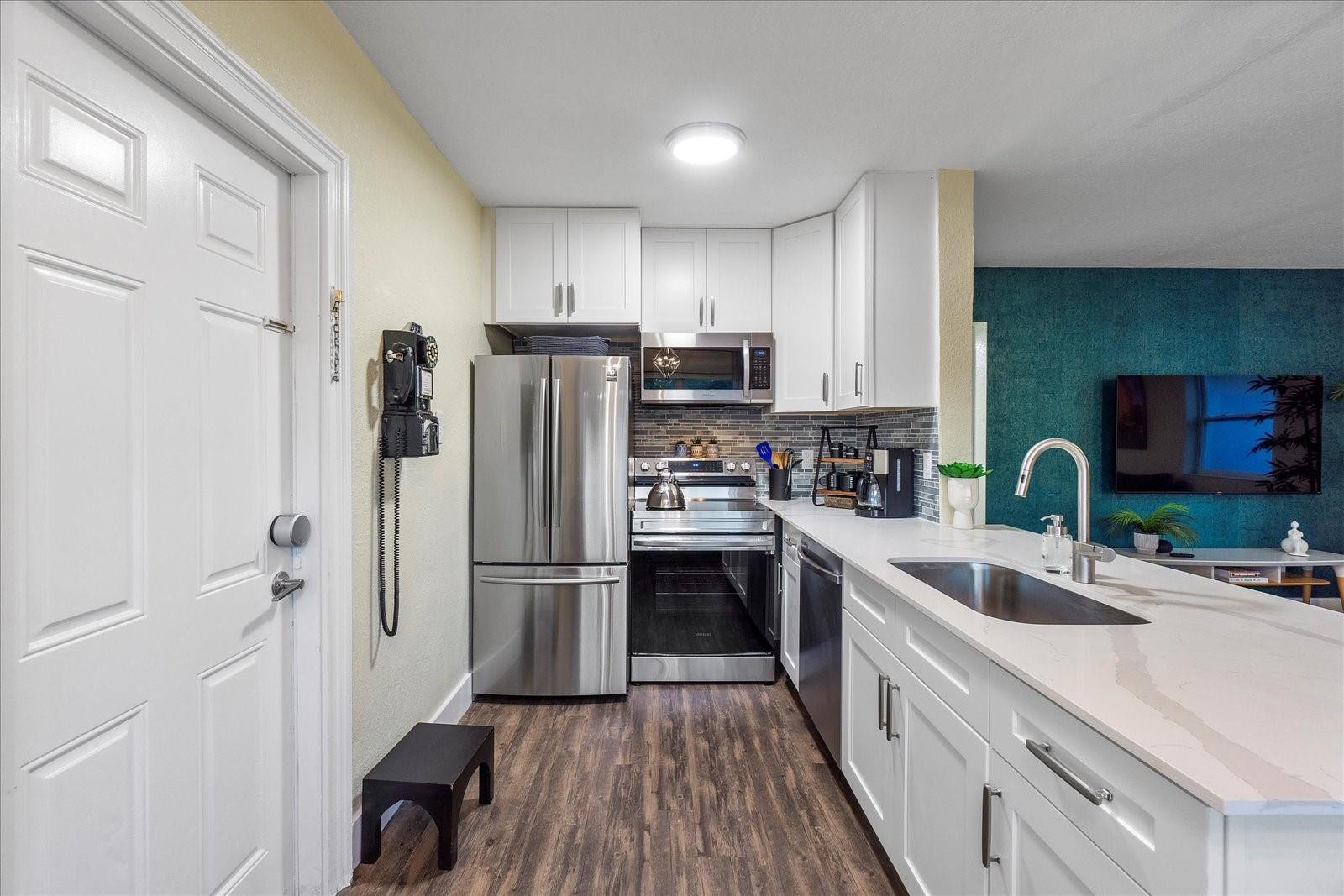 4351 NE 15th Ter