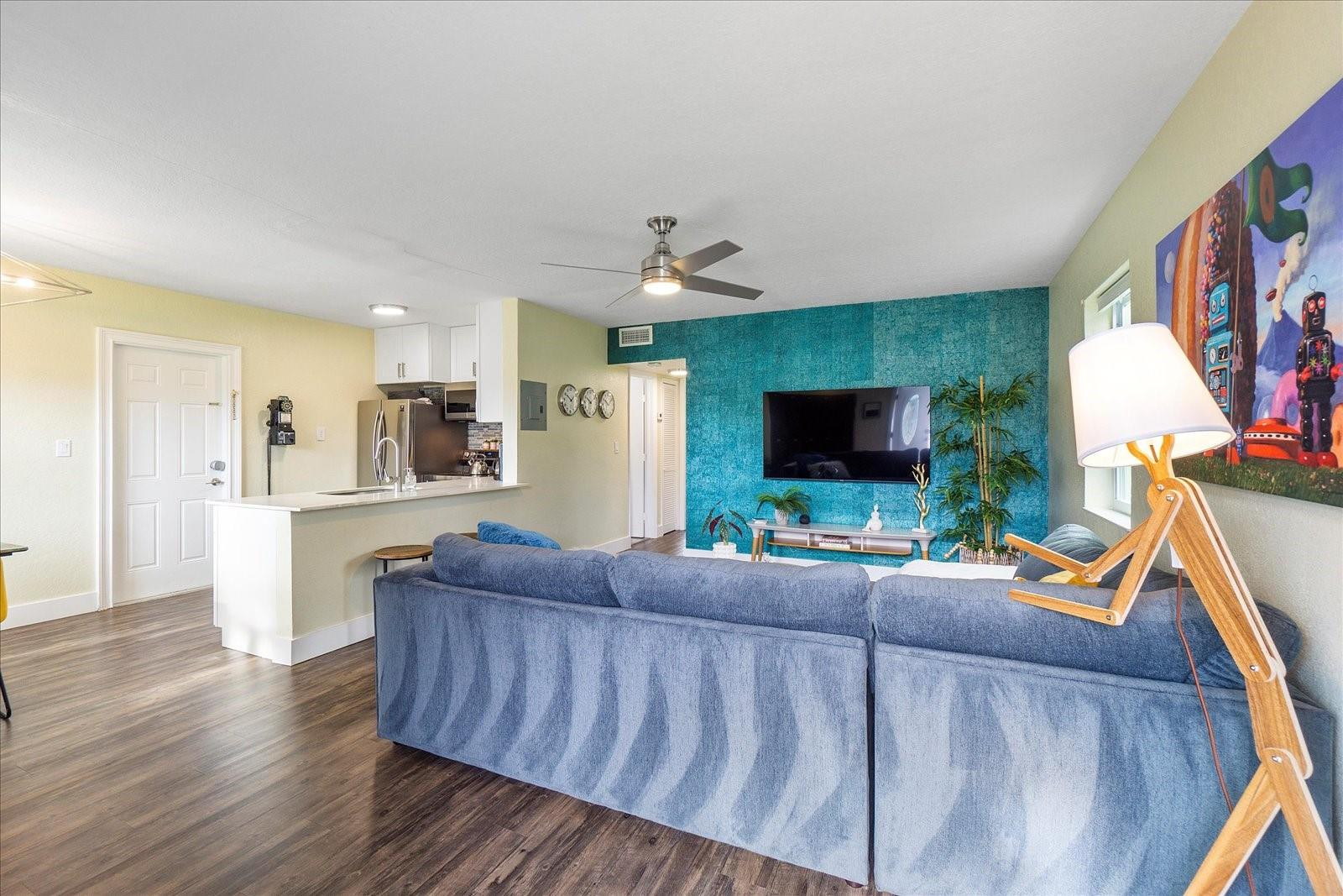 4351 NE 15th Ter