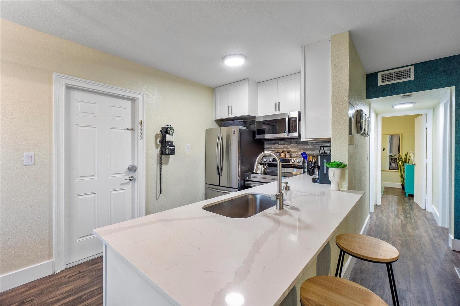 4351 NE 15th Ter