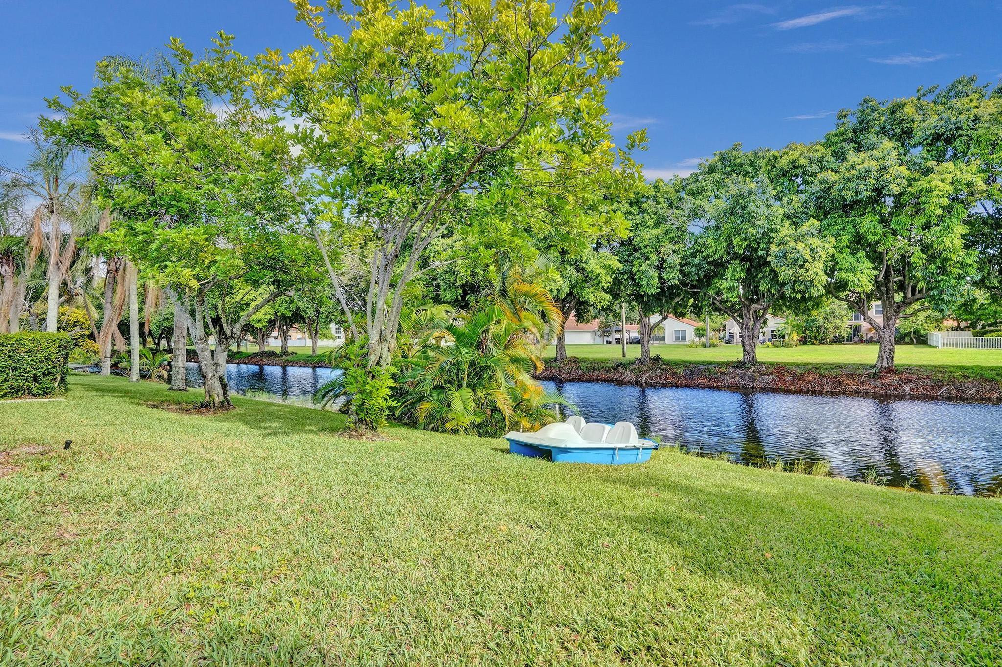 4863 Kensington Cir