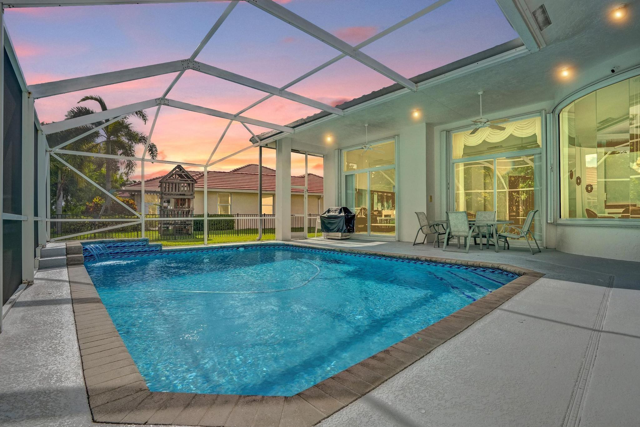 4863 Kensington Cir