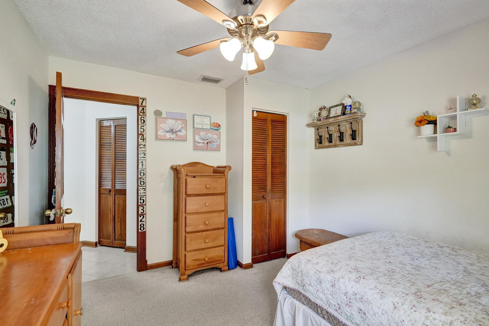 4961 NW 85th Rd