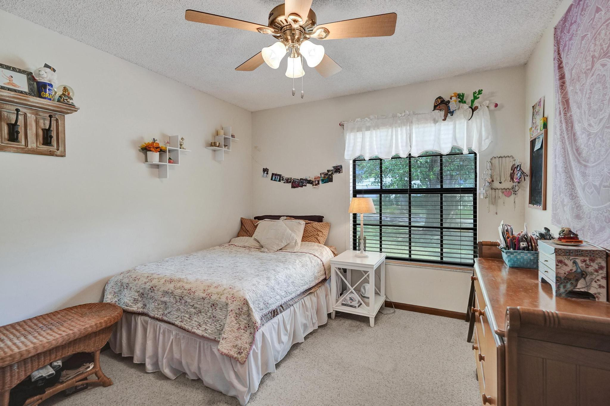 4961 NW 85th Rd