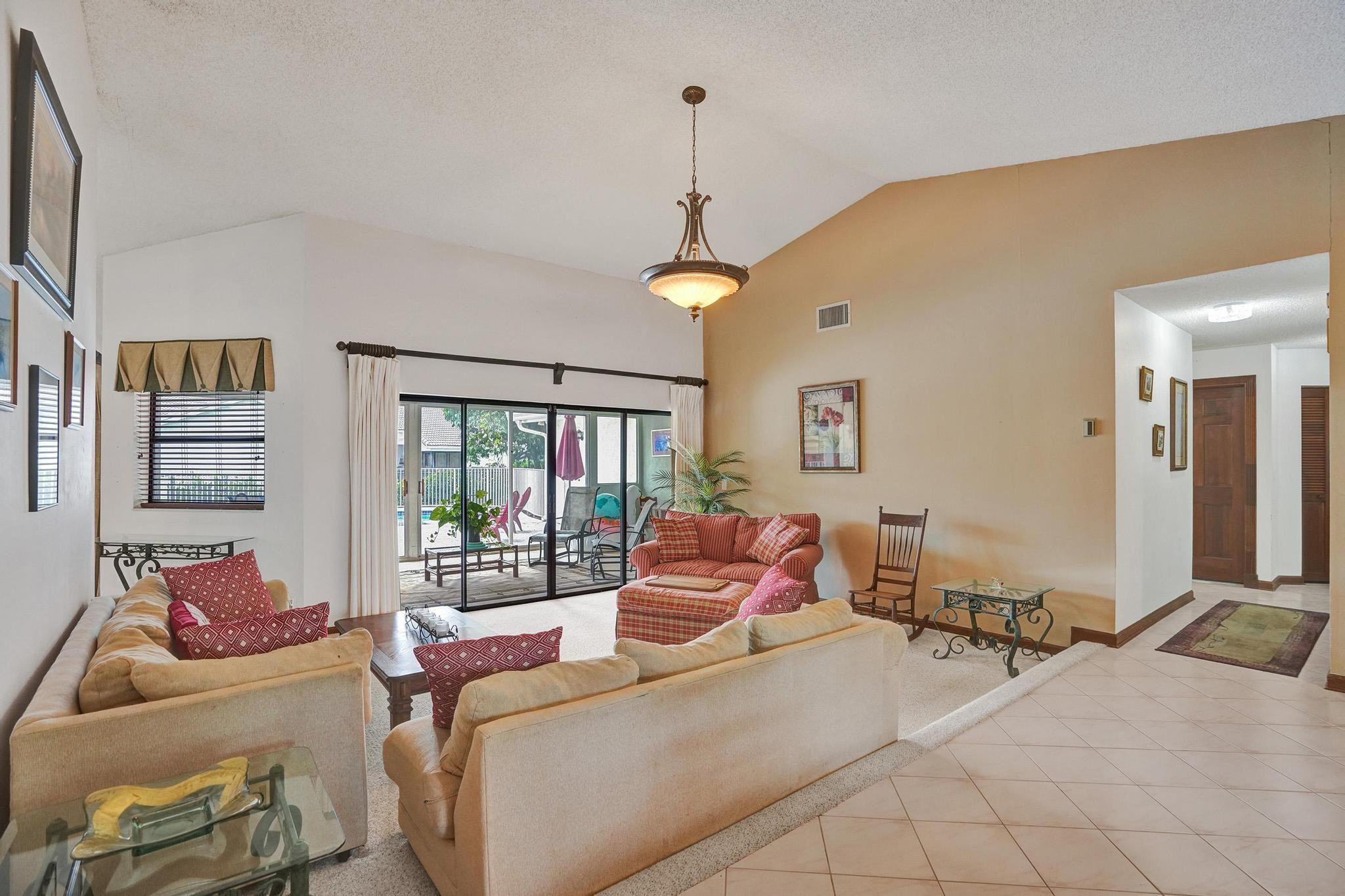 4961 NW 85th Rd