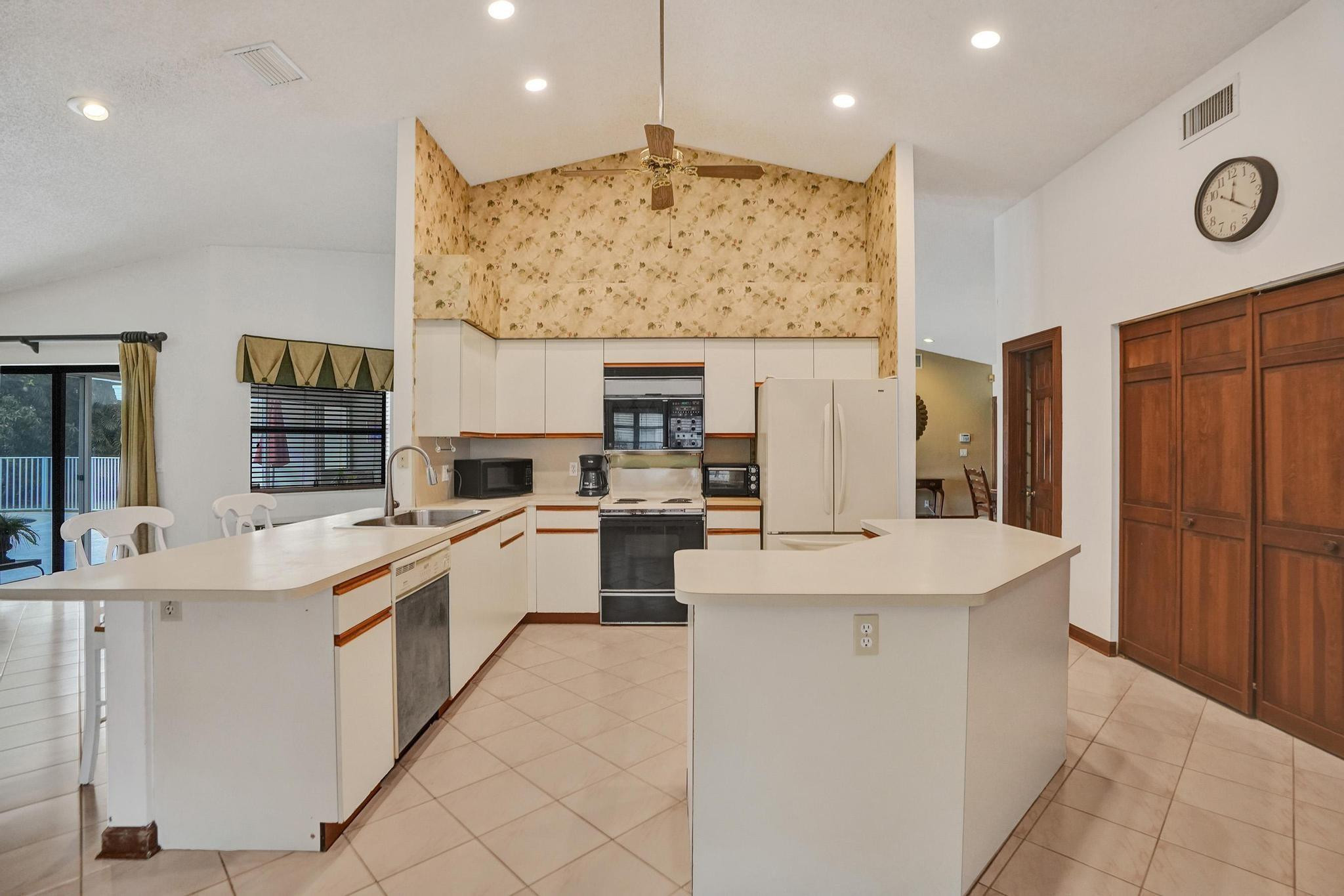 4961 NW 85th Rd
