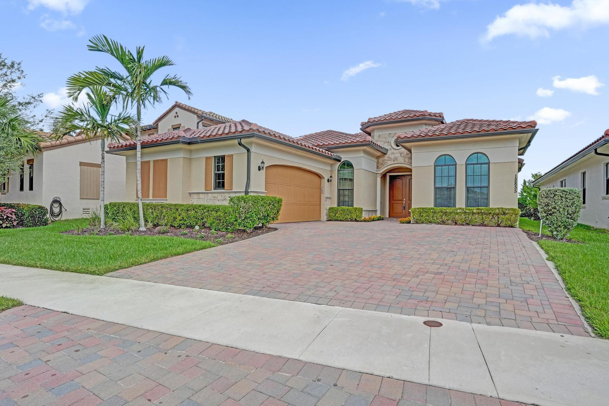 12855 Bayside Ct