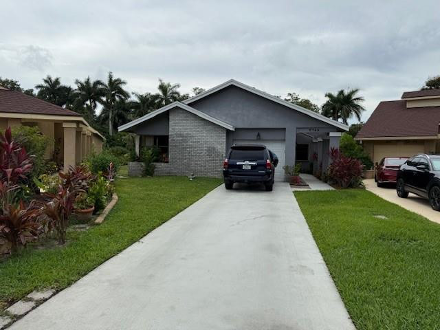2749 Calliandra Ter