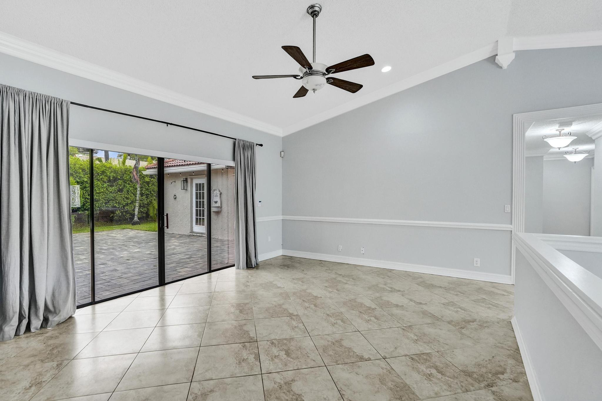 5426 NW 61st Ave