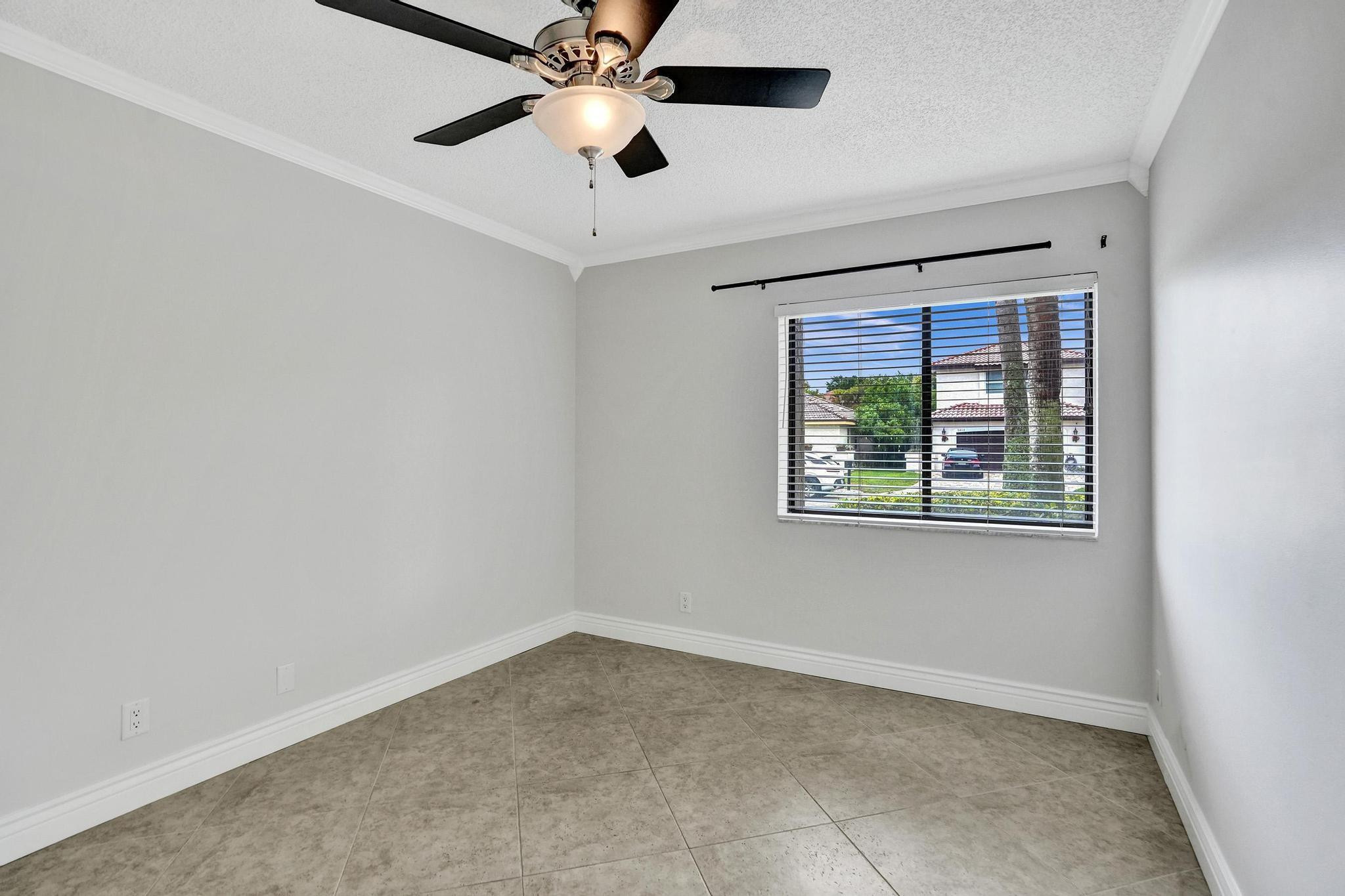5426 NW 61st Ave