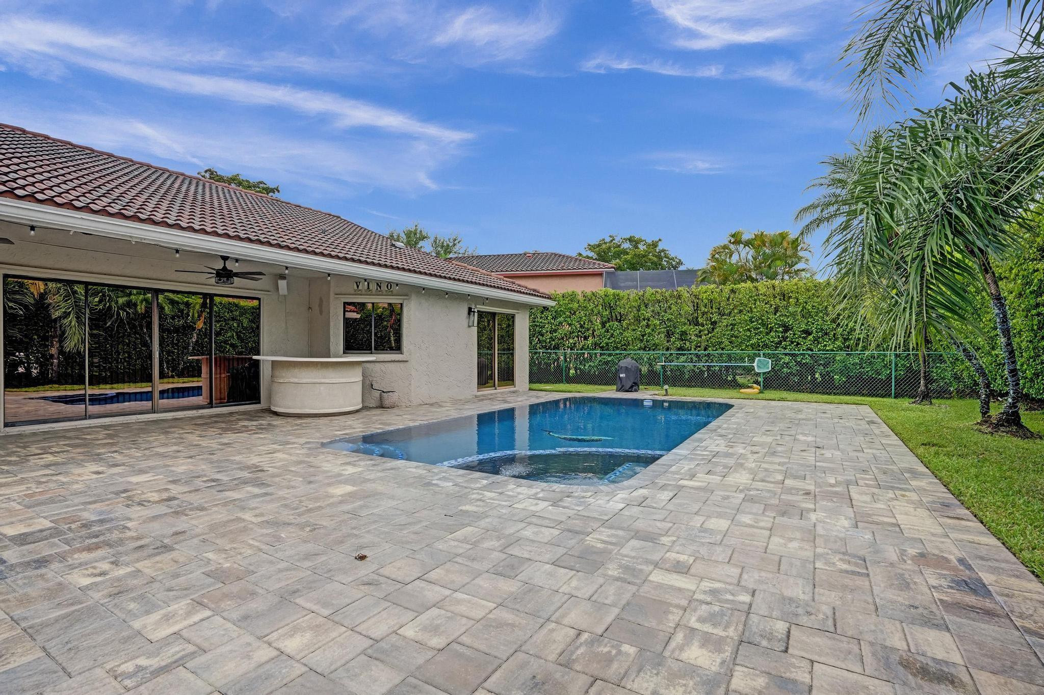 5426 NW 61st Ave