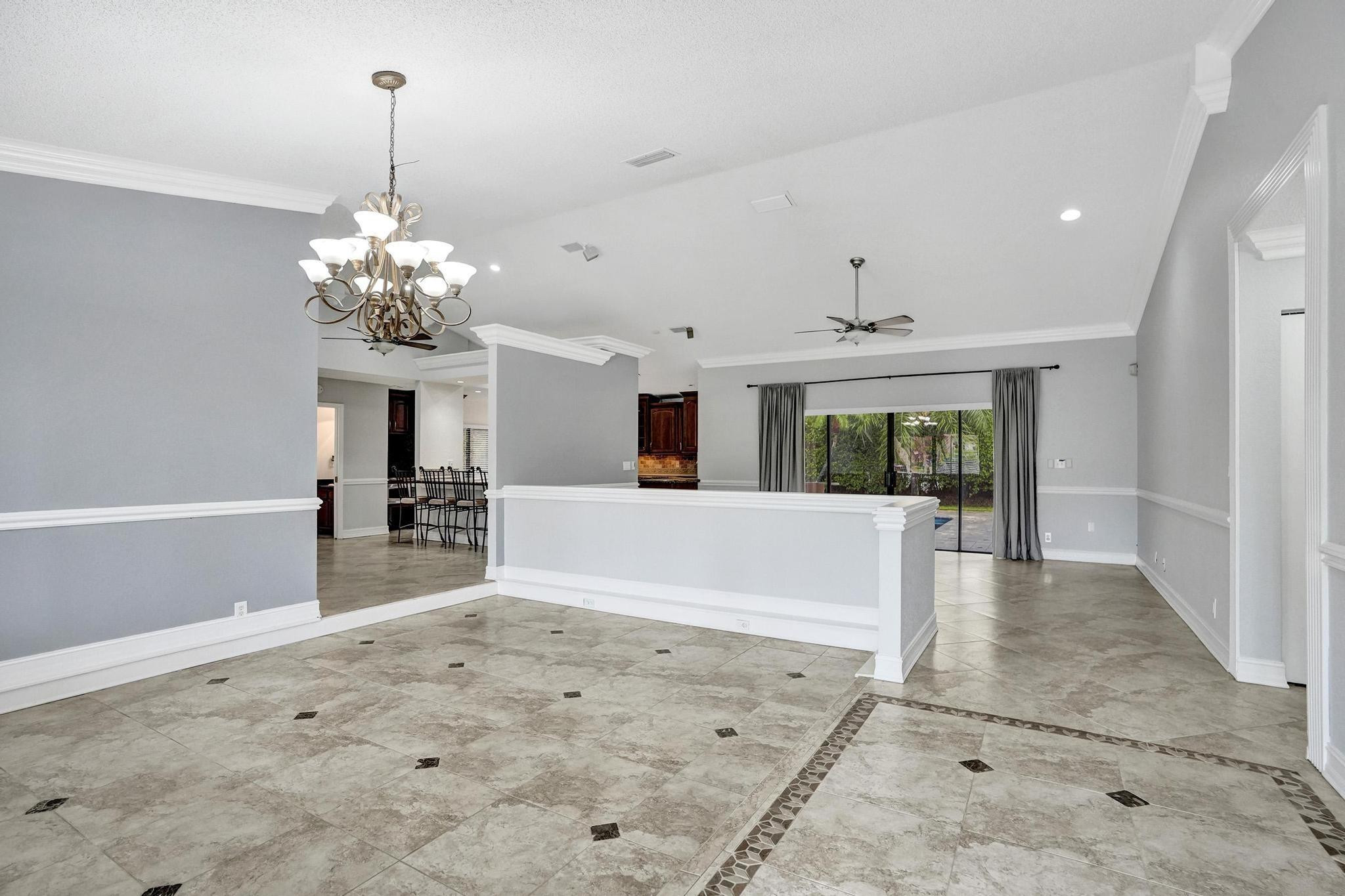 5426 NW 61st Ave
