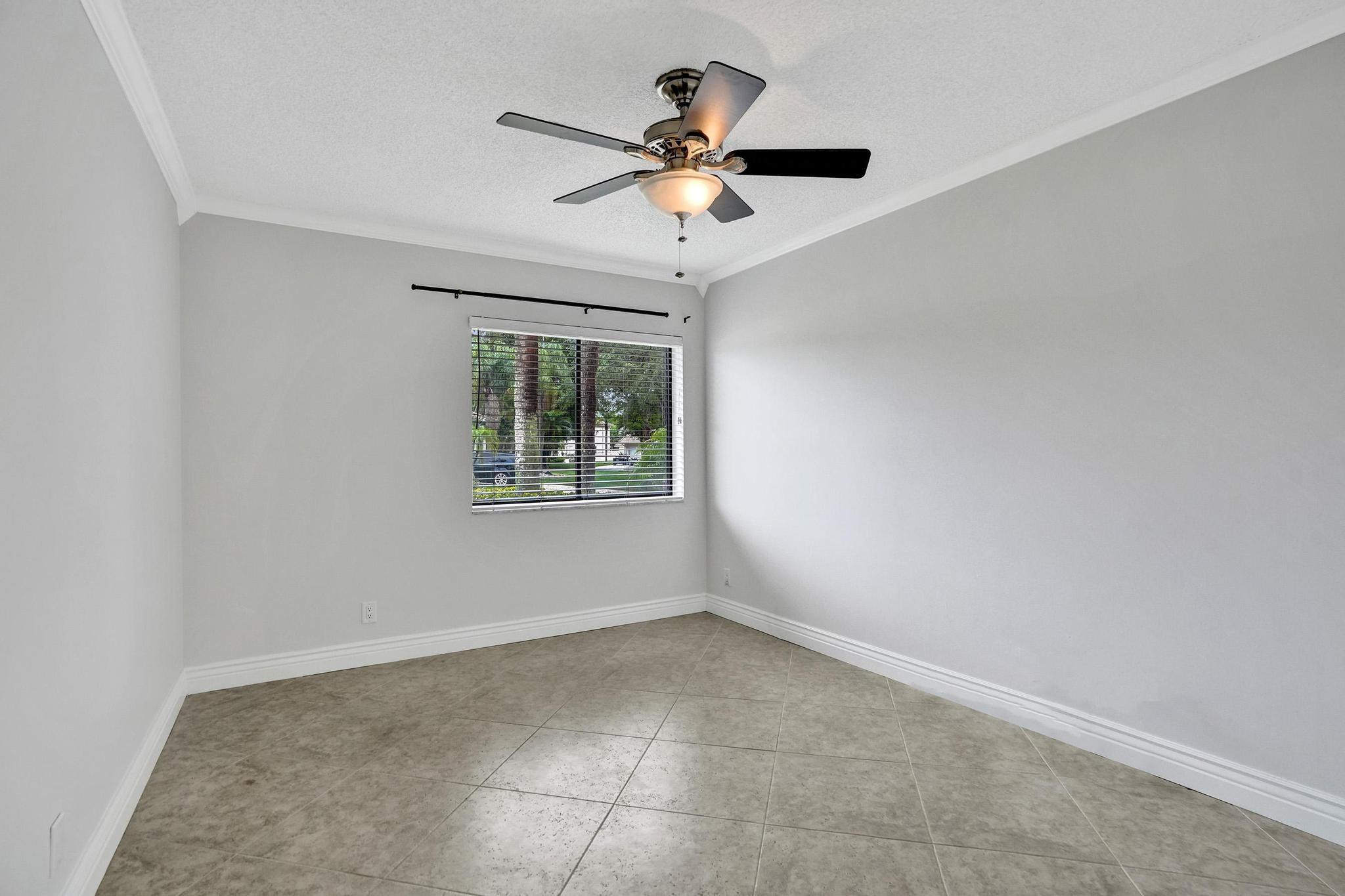 5426 NW 61st Ave