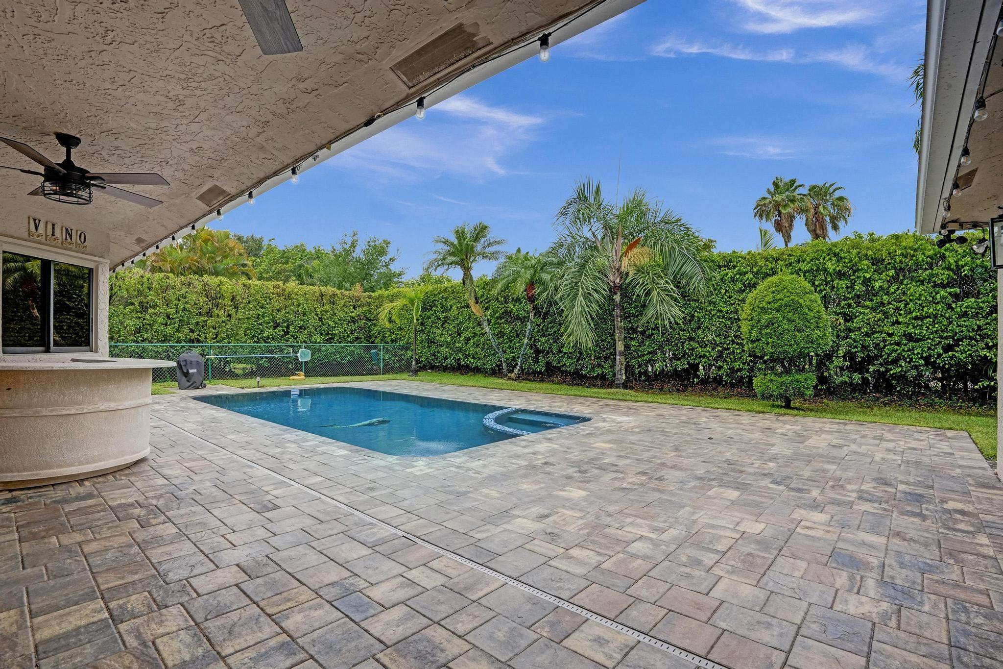 5426 NW 61st Ave