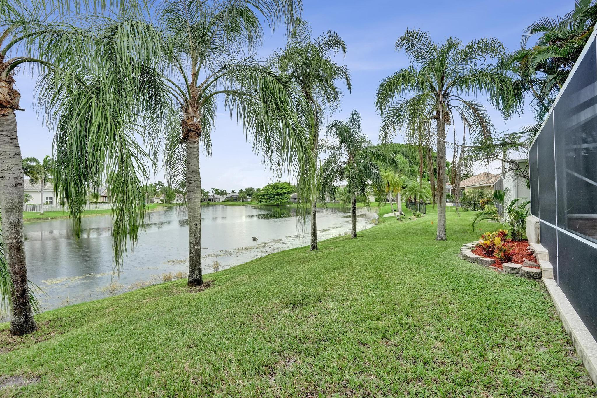 4942 NW 107th Ave