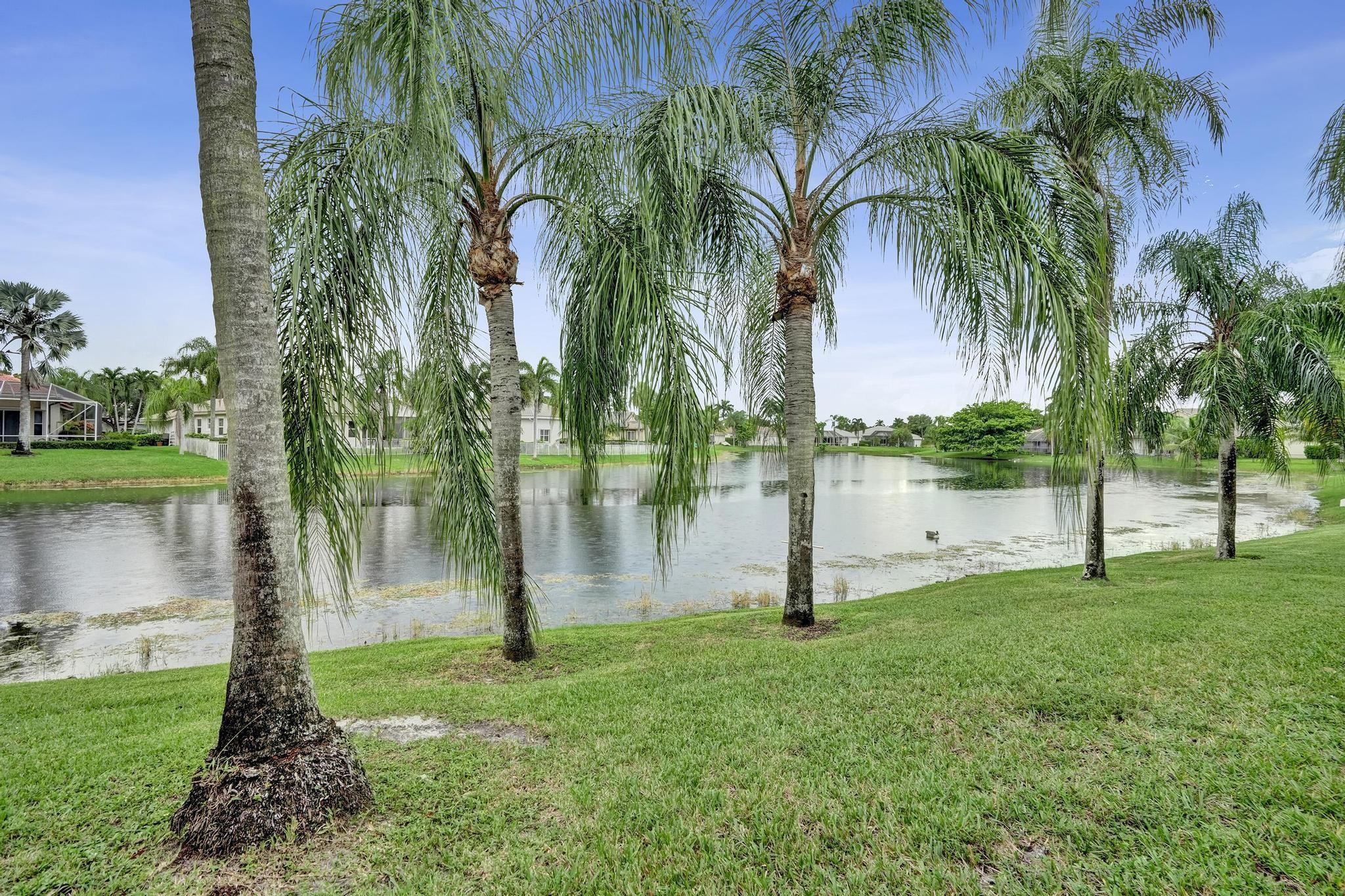 4942 NW 107th Ave