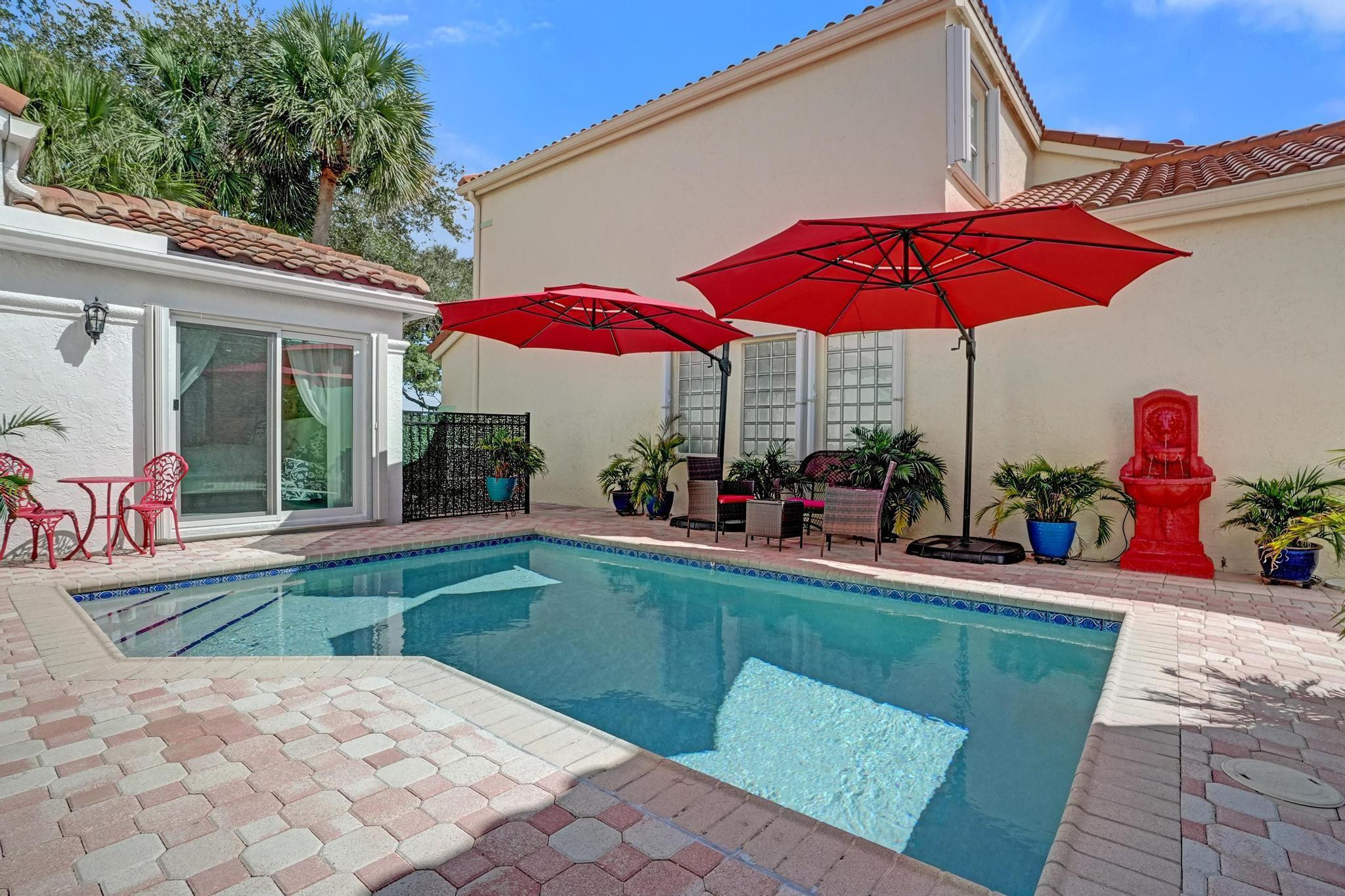 5241 NW 106th Dr
