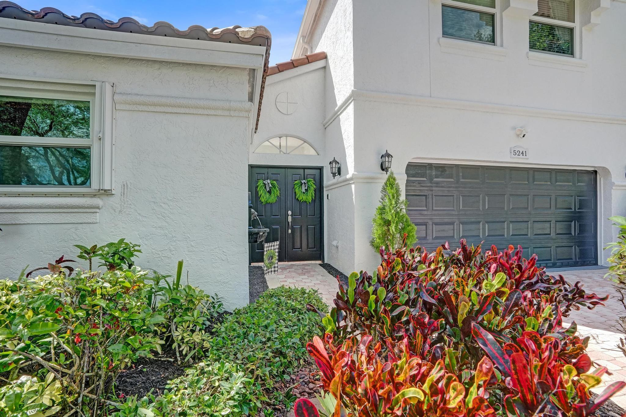 5241 NW 106th Dr