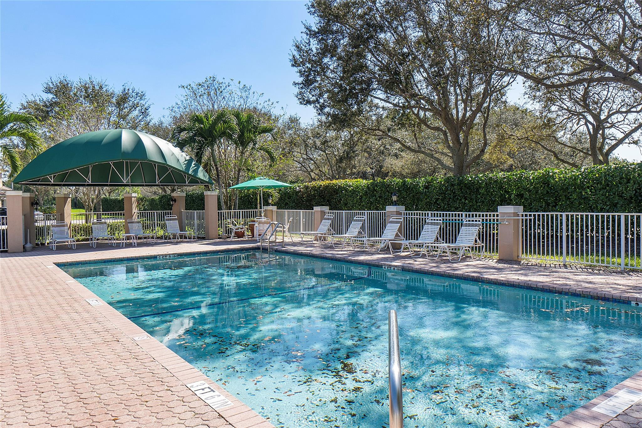 7342 NW 62nd Ter