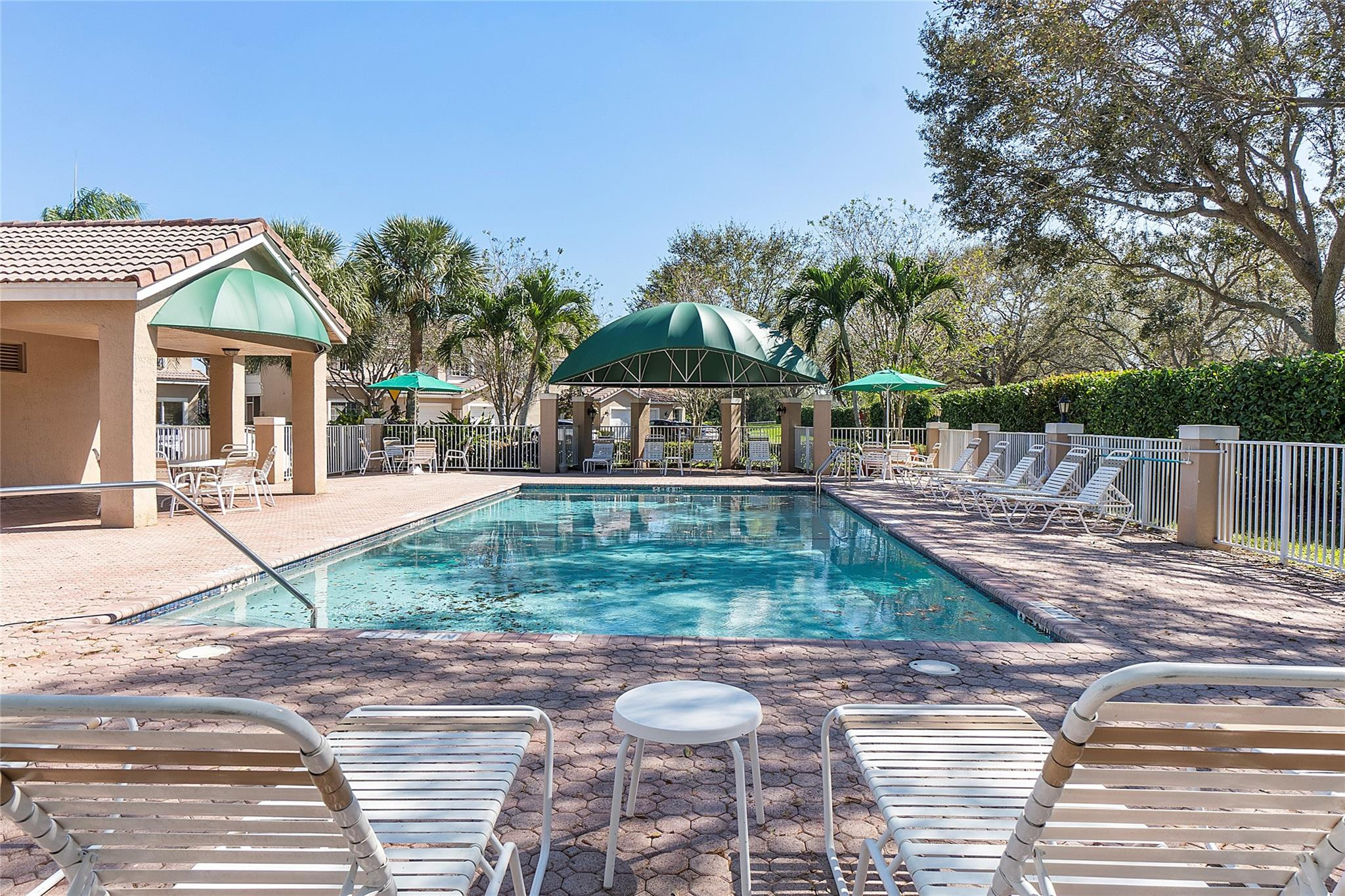 7342 NW 62nd Ter