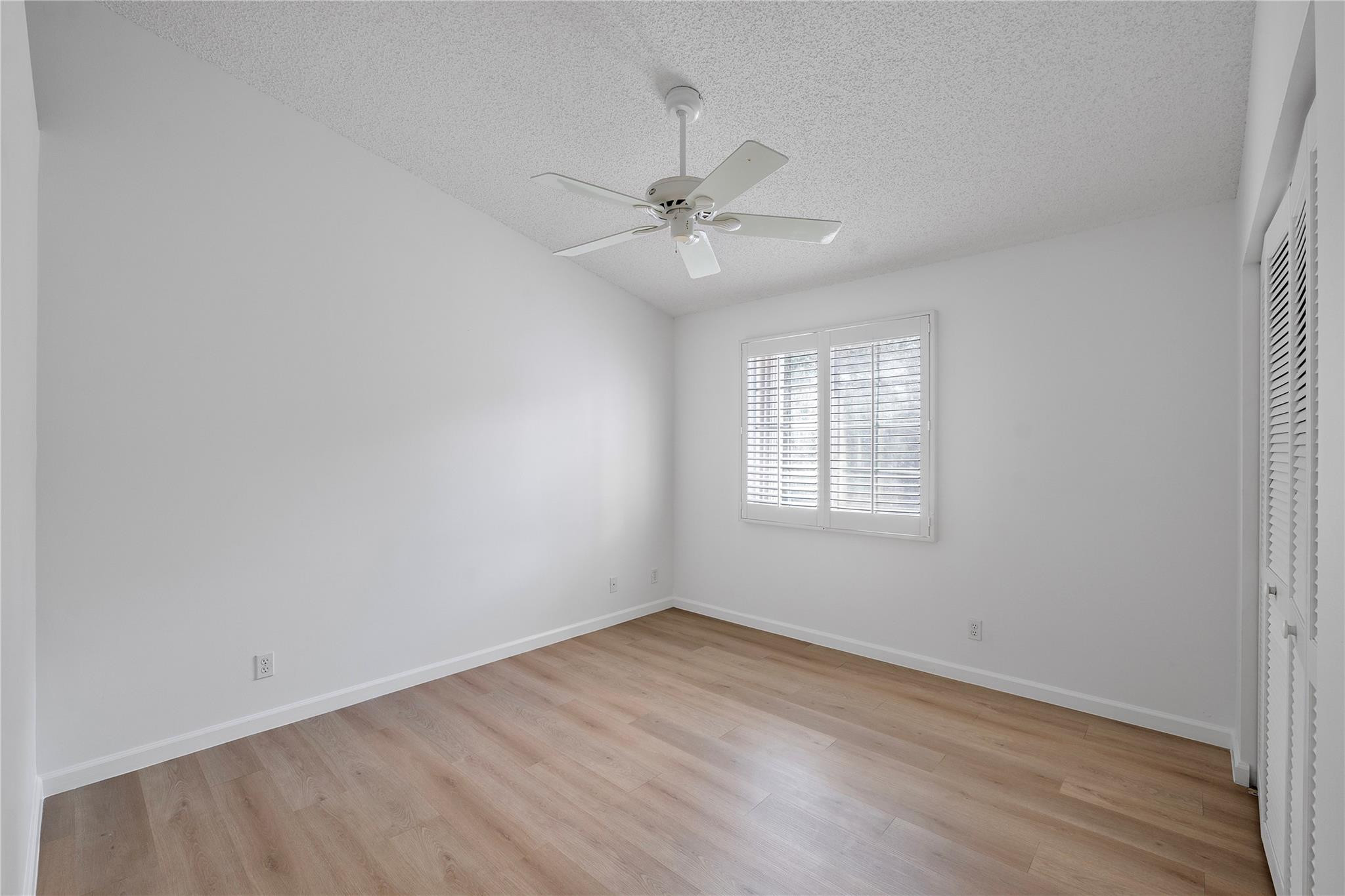 7342 NW 62nd Ter