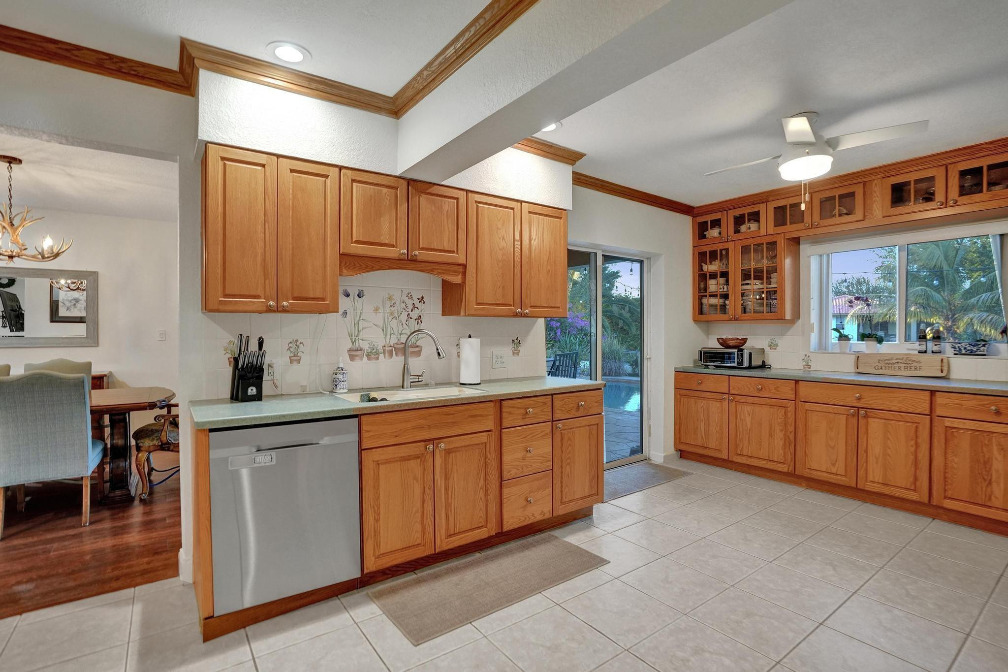 12131 NW 32nd Ct