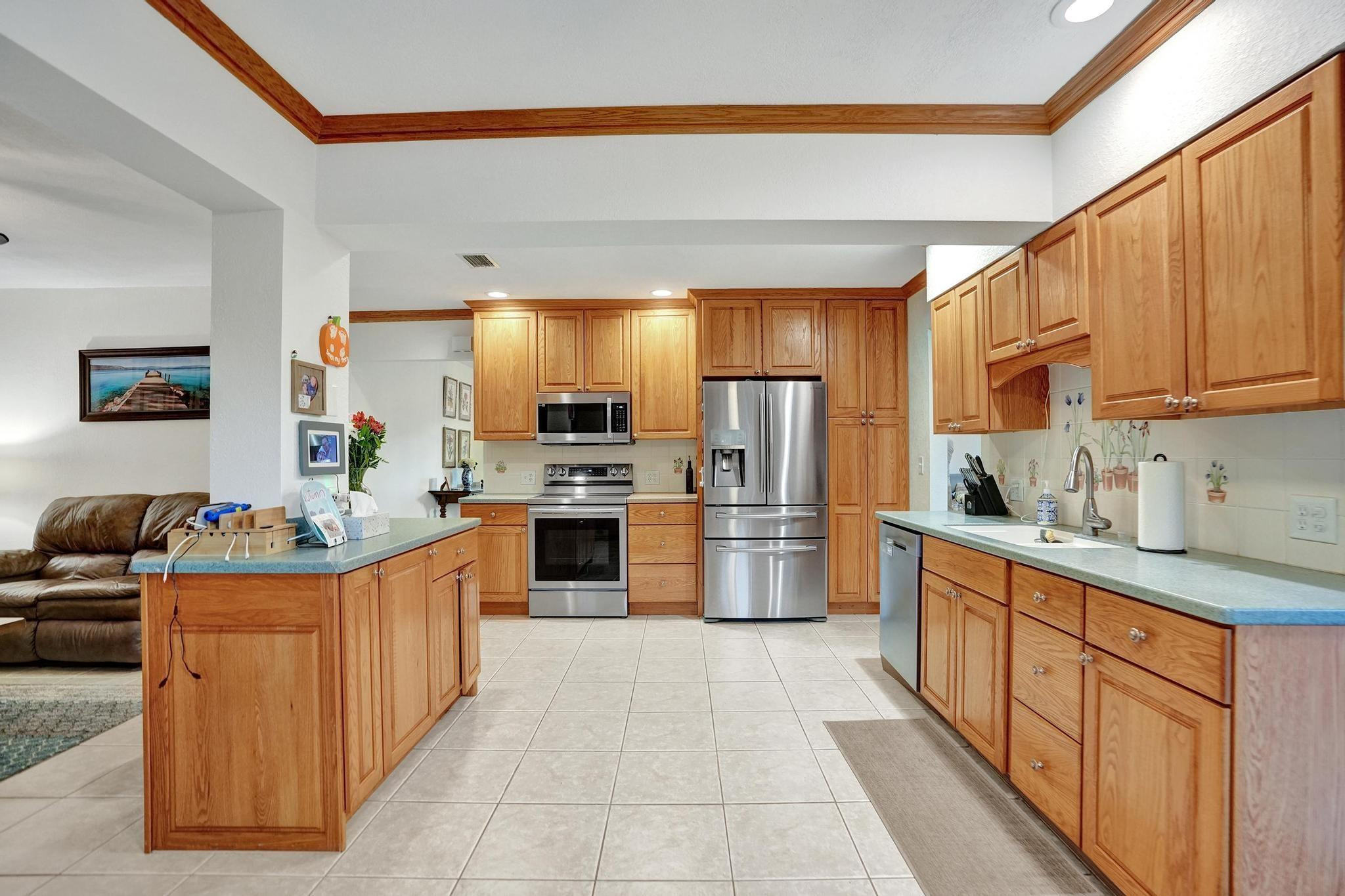 12131 NW 32nd Ct